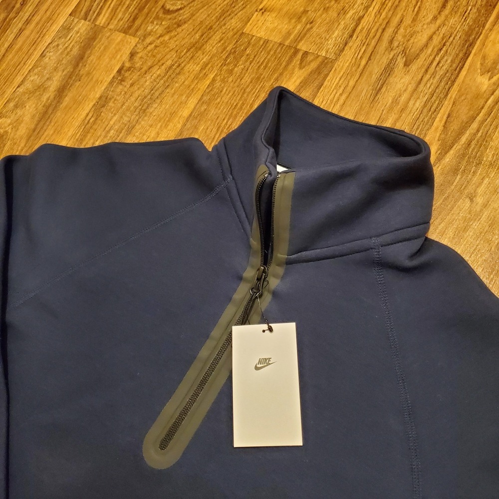 Nike Sportswear Tech Fleece Men Medium Navy Blue 1/2 Zip‎ Sweatshirt FB7998-451